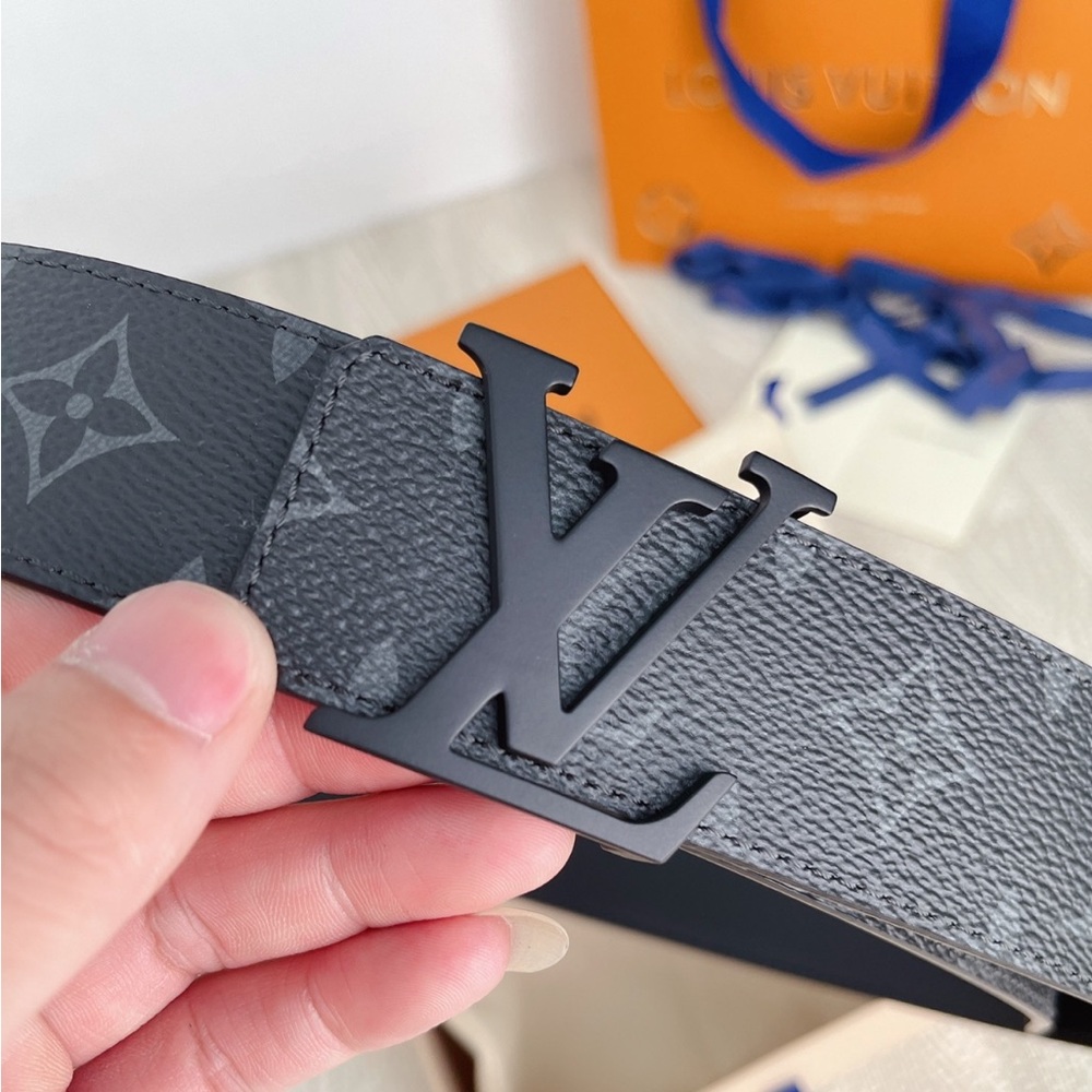 Louis Vuitton Gray Monogram Belt Bag